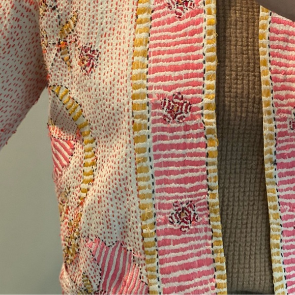 Vintage Hand Sewn Indian Jacket made by Artisans - Picture 5 of 14